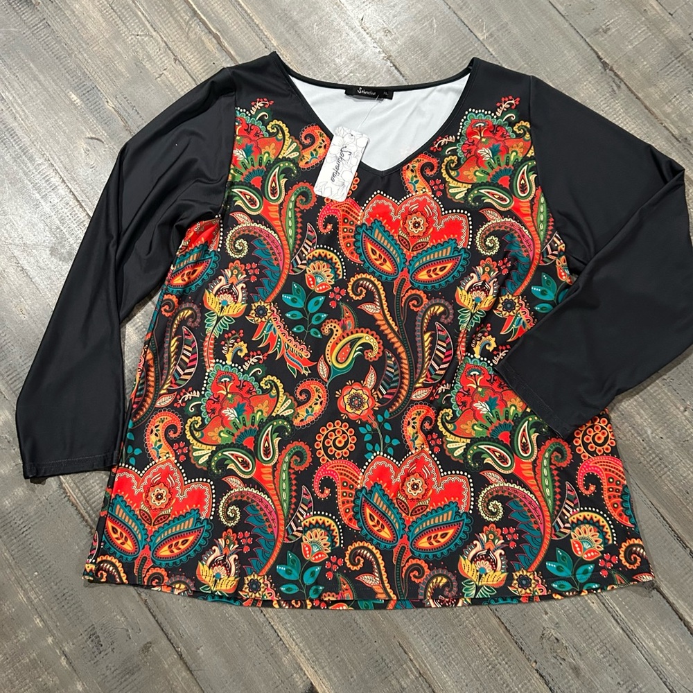 Sakura Blouse Elegant Top